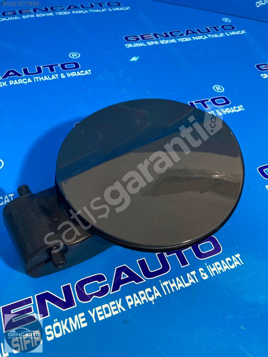 AUDİ A1 DEPO KAPAĞI KASADAKİ SÖKME ORJİNAL 8X0809906