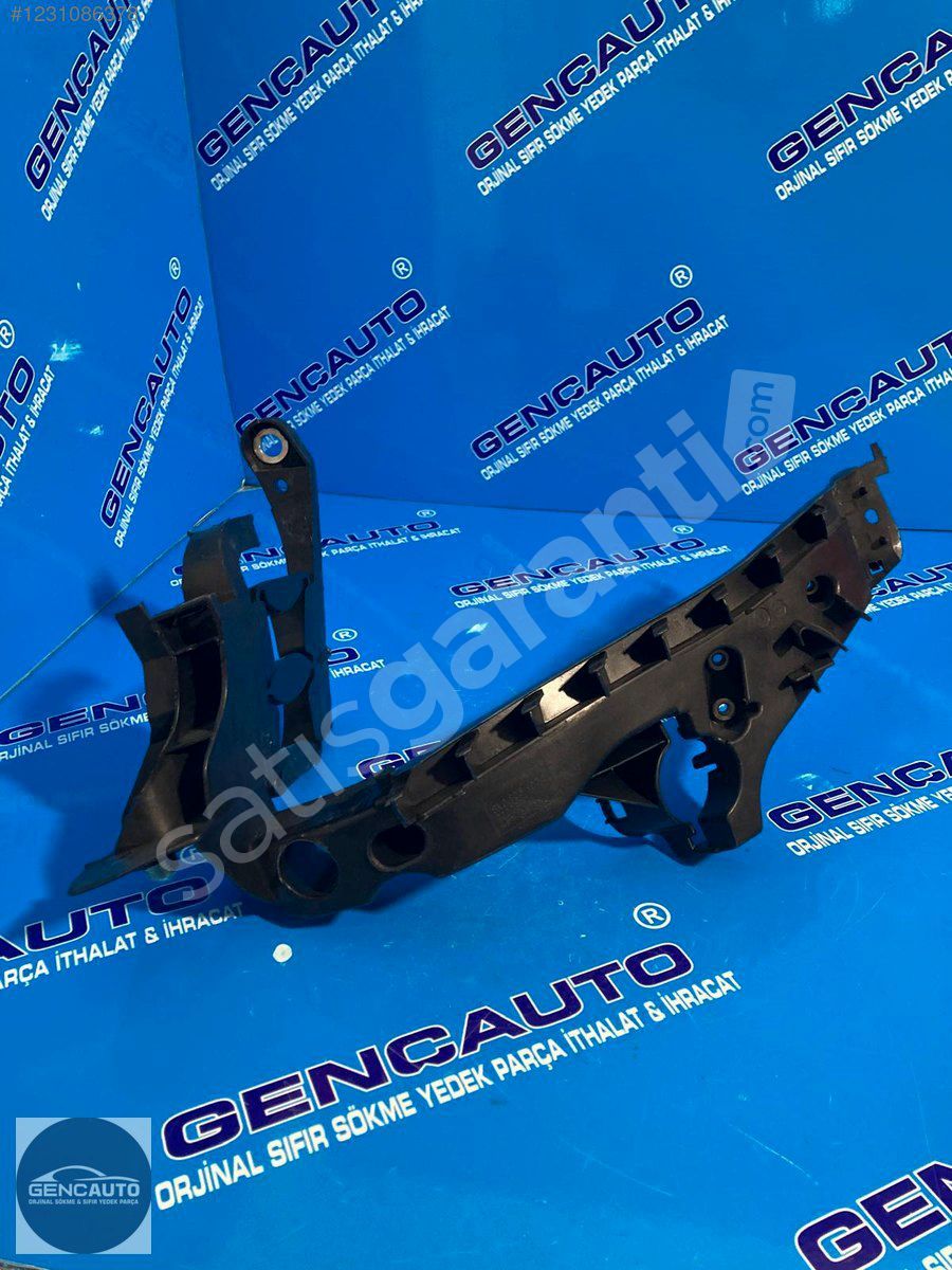 AUDİ A4 FAR ALT BRAKETİ SIFIR İTHAL 8T0805607 A SOL