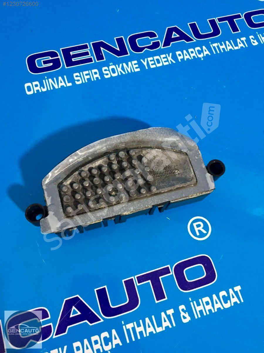 AUDİ A4 A5 KALORİFER FAN REGÜLATÖRÜ SÖKME ORJ OEM 8T0820521 A