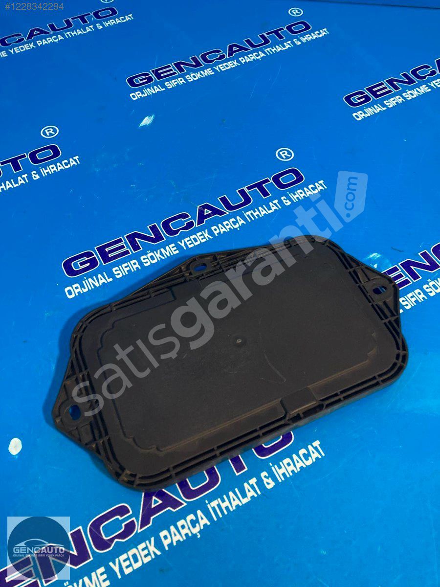 VW PASSAT CC GOLF ÖN CAM ALT PANEL KAPAĞI SÖKME ORJ 5P0941369