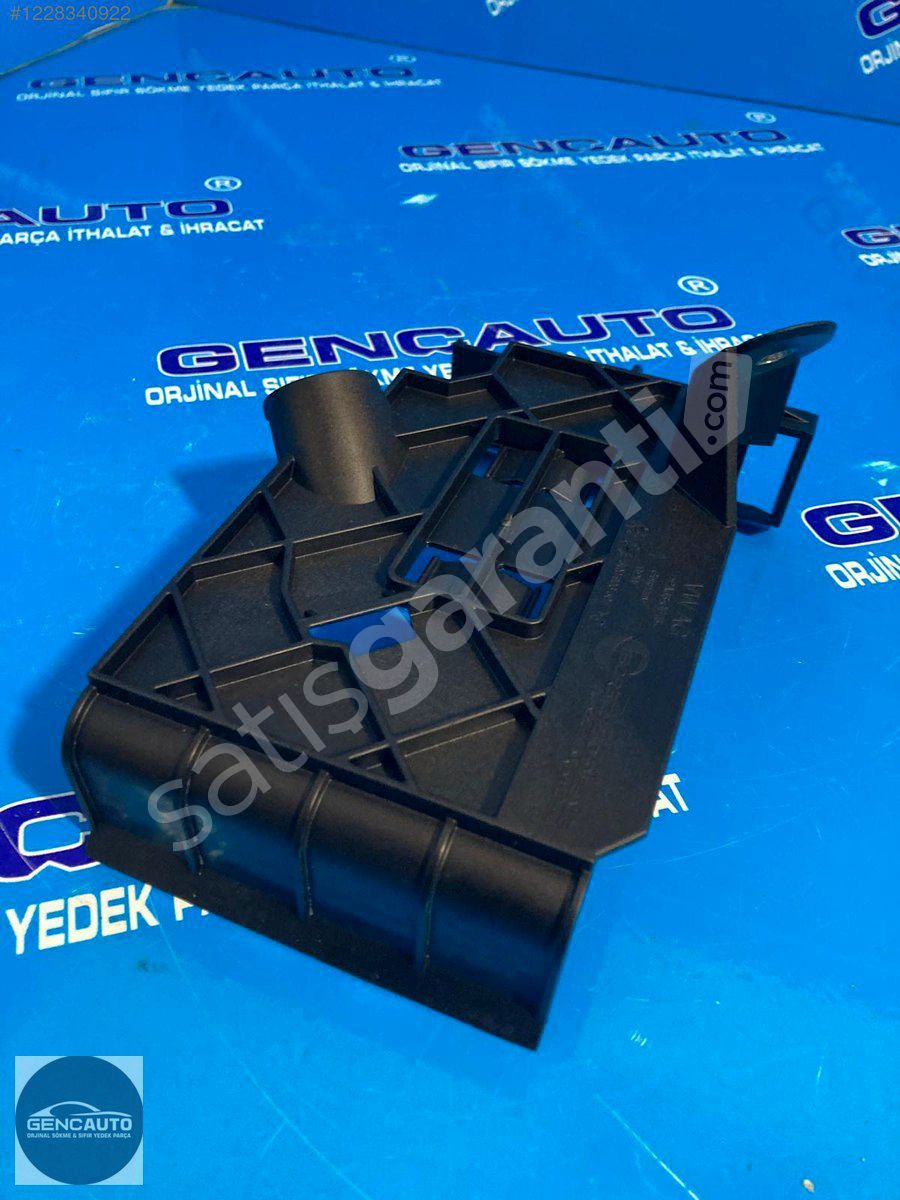 VW PASSAT GOLF 7 BEYİN BAĞLANTI BRAKETİ SÖKME ORJ 5Q0906507