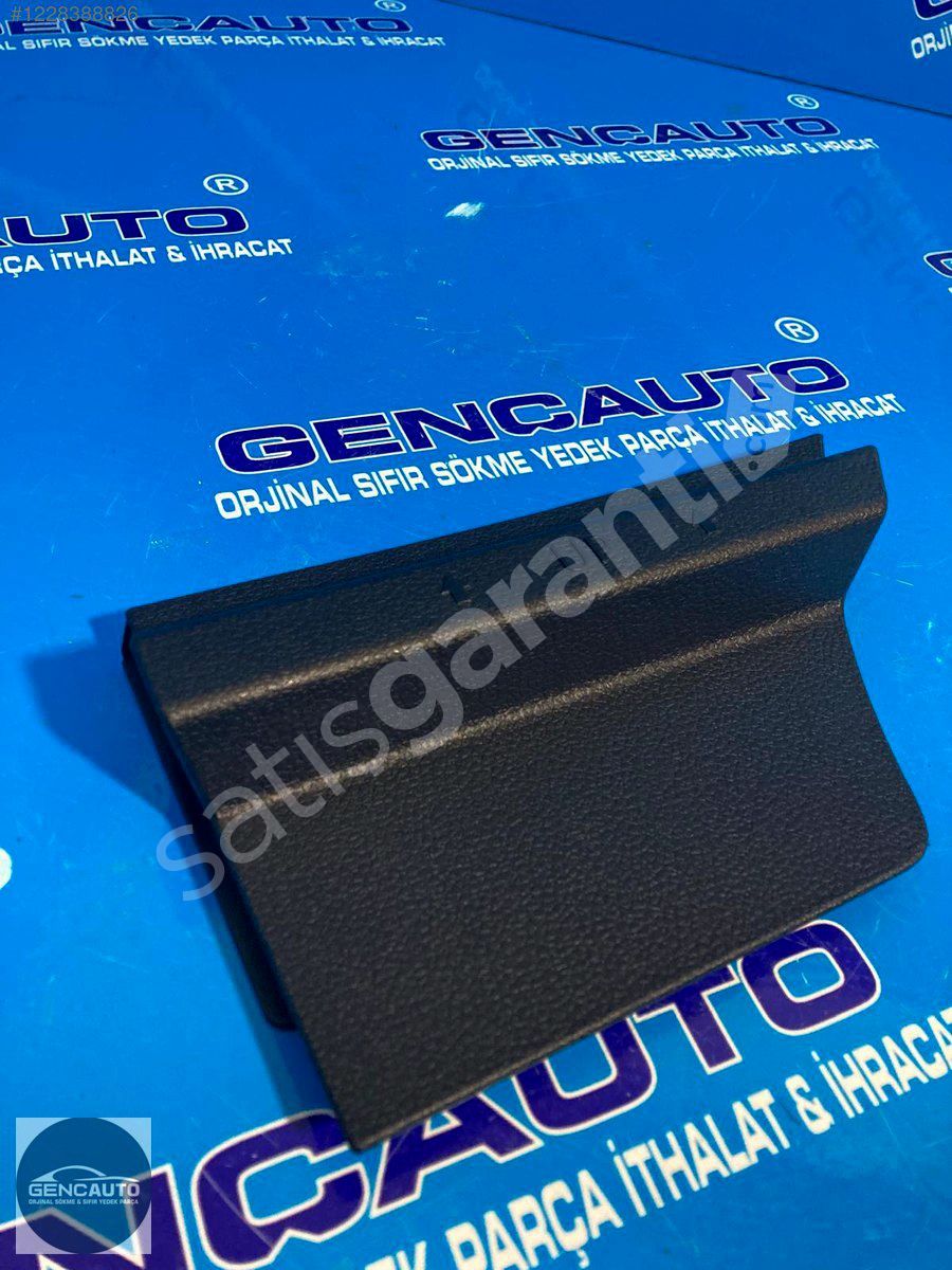 VW GOLF 7 BAGAJ DÖŞEMESİ KAPAĞI SÖKME ORJİNAL 5G6867461 SOL
