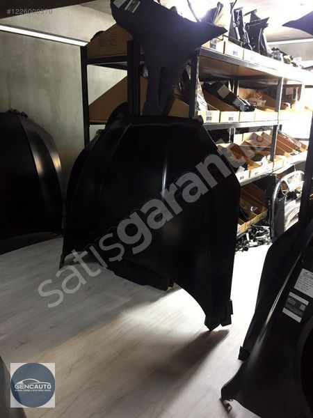 AUDİ A5 SPORTBACK MOTOR KAPUTU SIFIR İTHAL OEM 8W6823029