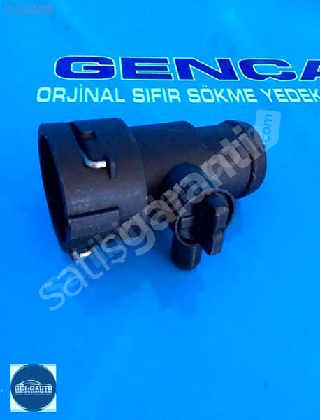 AUDİ A4 A5 Q5 SU FLANŞI SÖKME ORJİNAL OEM 8K0122293 F