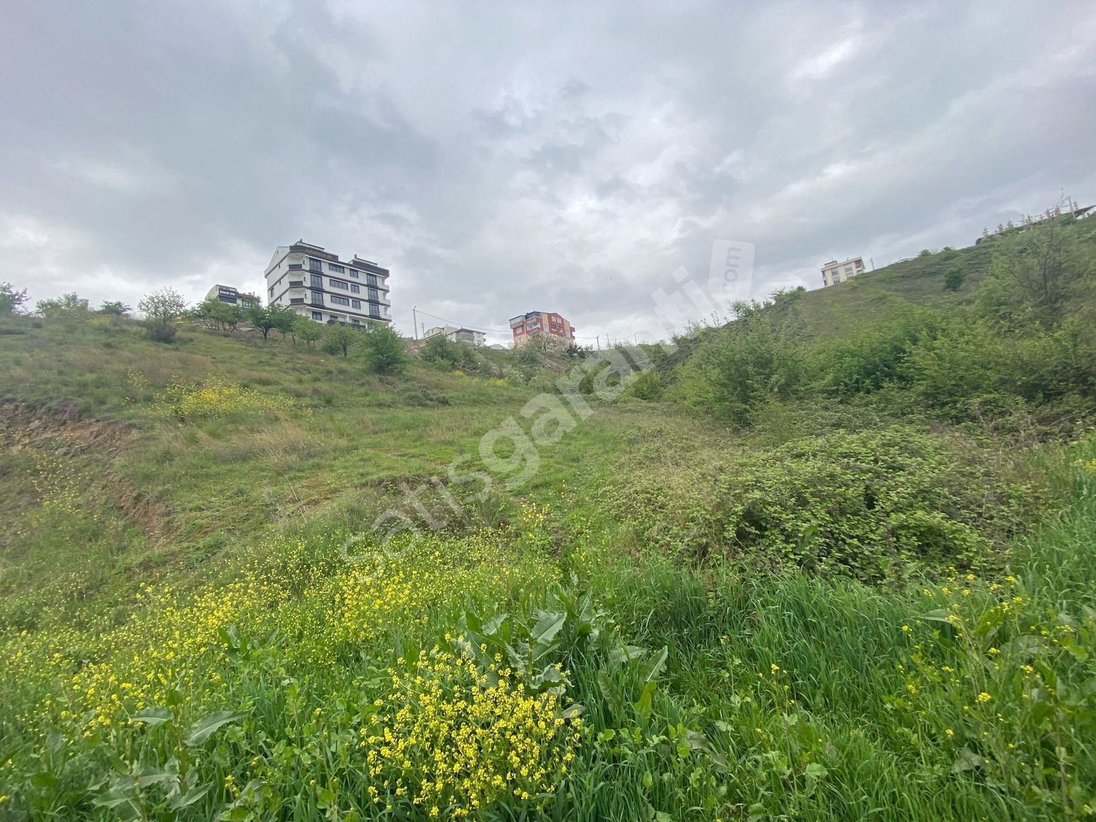 SAHİBİNDEN UYGUN İMARLI SATILIK 489 M2 ARSA