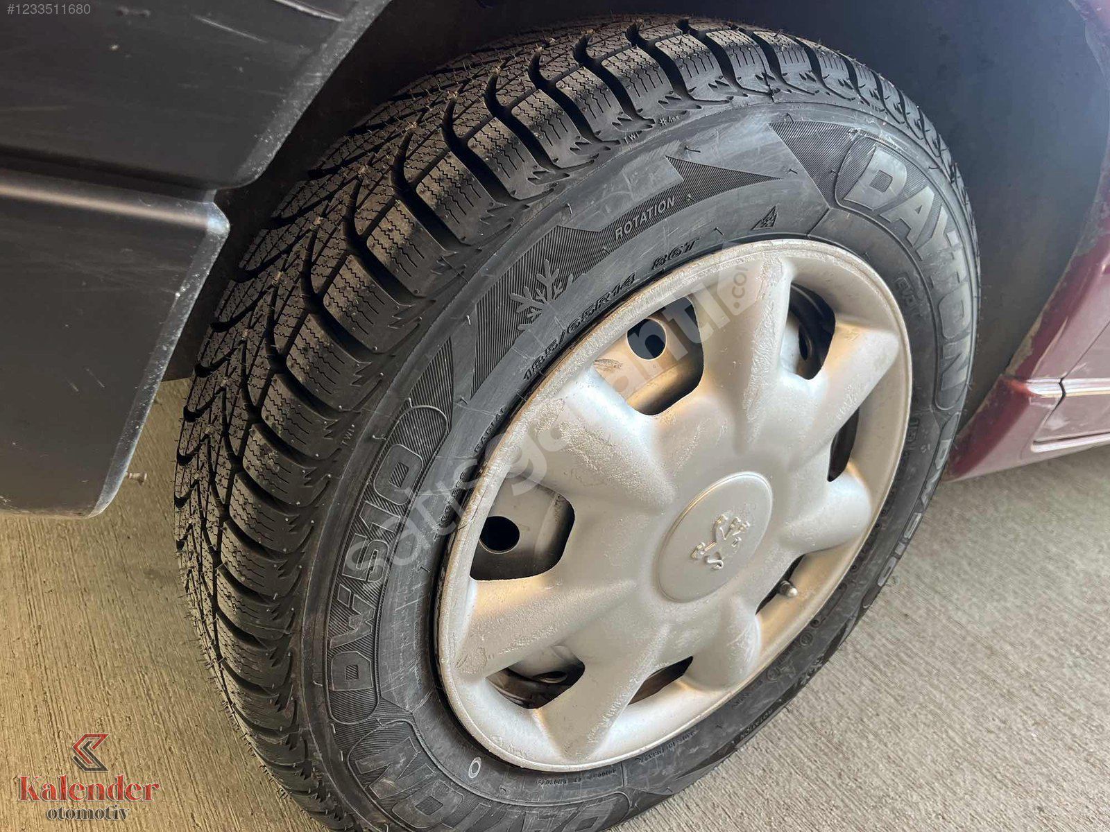 OTOMOBİL RUHSATLI AZ KİLOMETRELİ DEĞIŞENSIZ