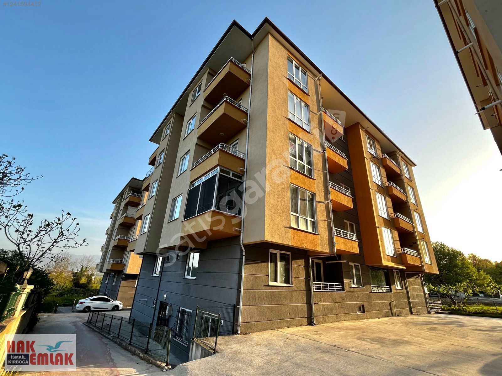 Hak Emlak'tan Üniversite Bölgesinde Satılık 1+1 Sıfır Daire