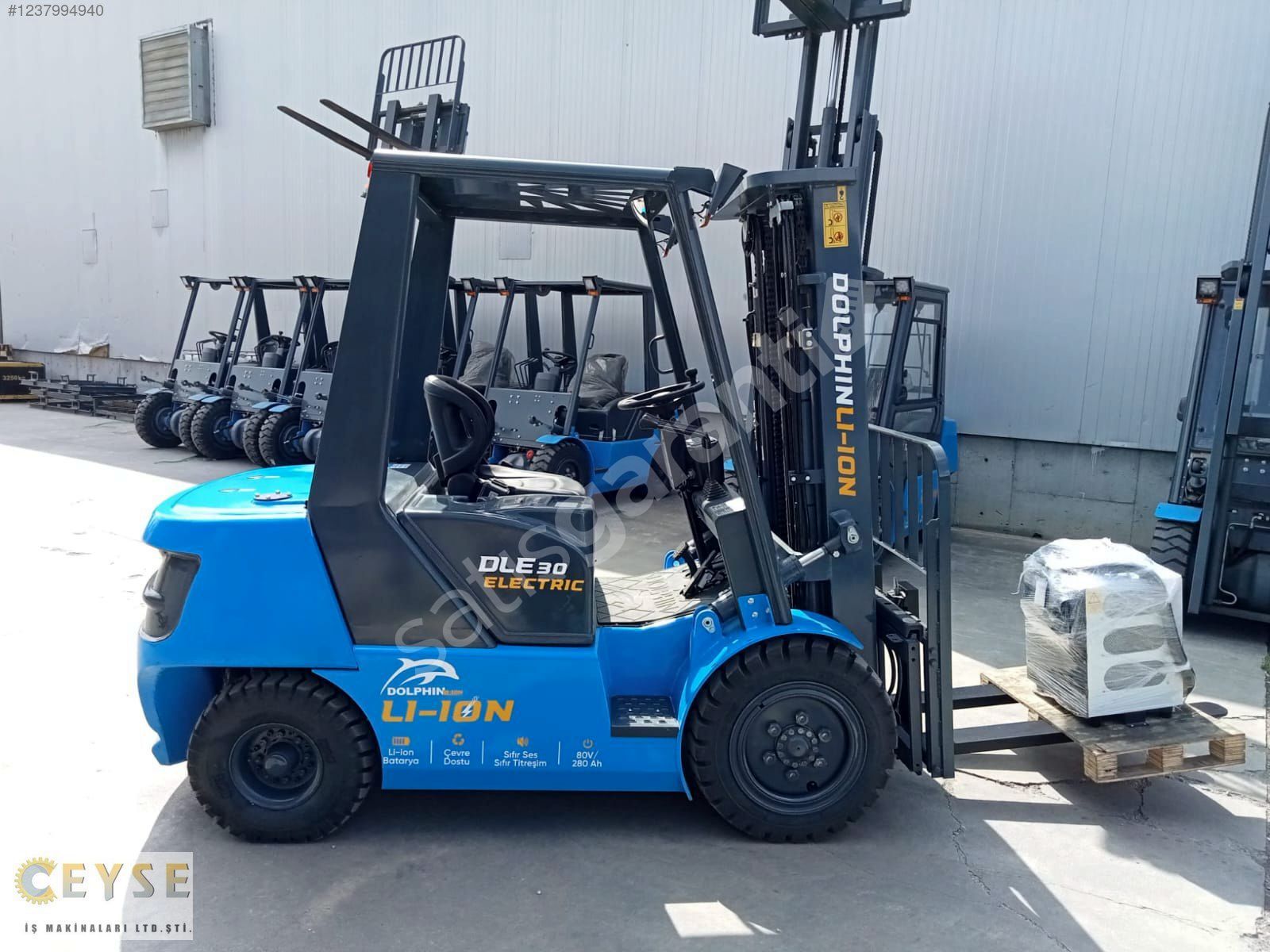DOLPHIN YERLİ, ÜRETİM LİTYUM BATARYALI 3 TON TRİPLEKS FORKLİFT