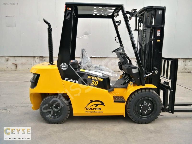 DOLPHIN PRESTİGE 3 TON 4,70M ASANSÖR YERLİ ÜRETİM FORKLİFT