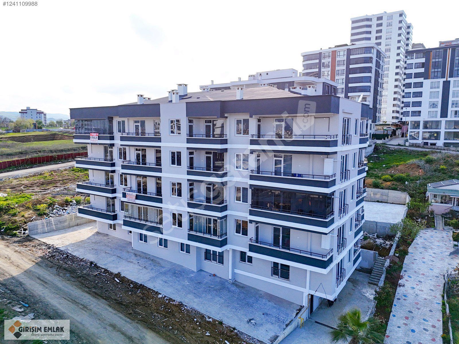 SALON MUTFAK AYRI 2+1 GÖKDELENLER BÖLGESİNDE SIFIR