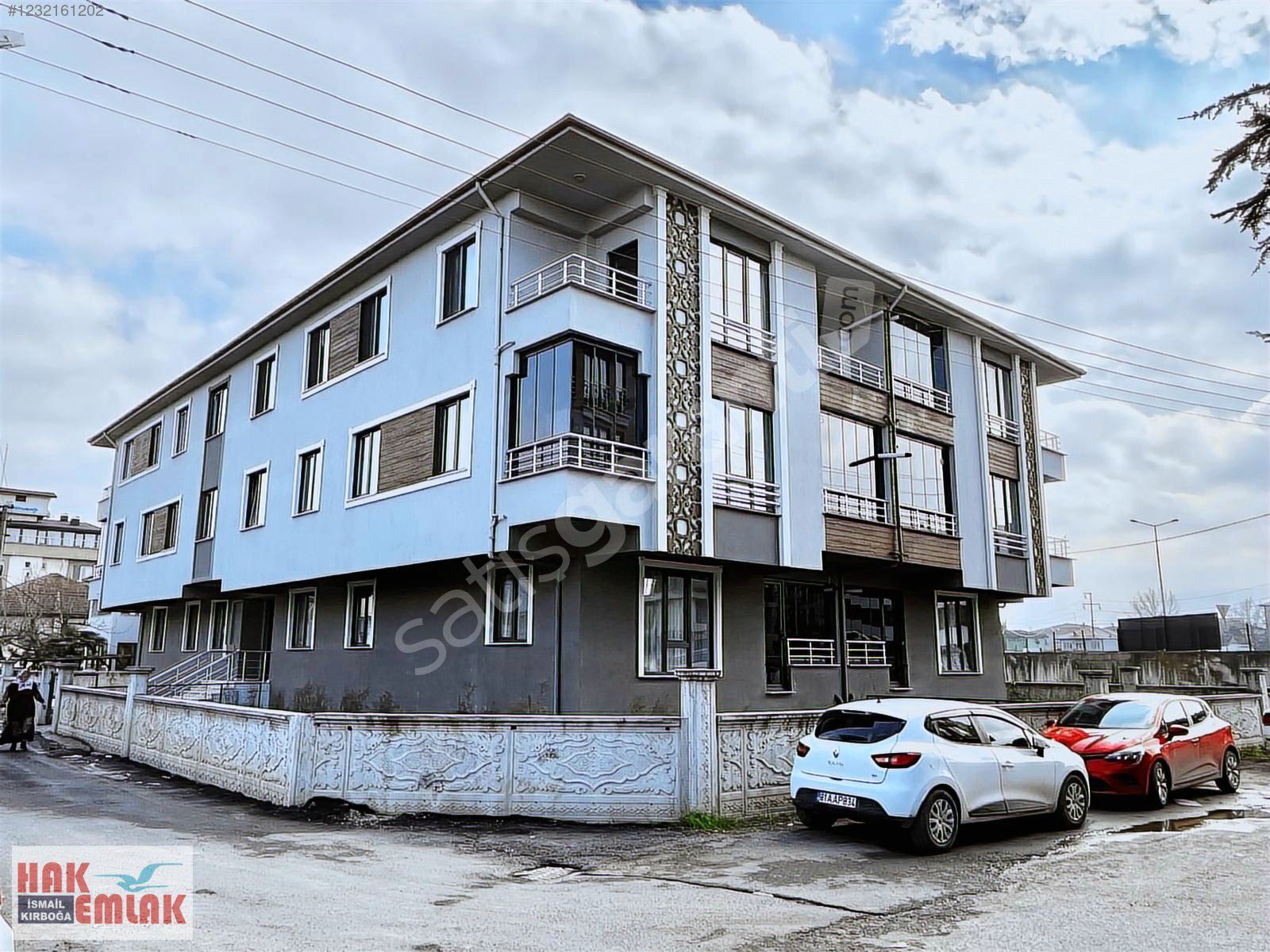 Hak Emlak'tan Hamidiye Mah Mükemmel Lokasyonda Kiralık 2+1 Daire