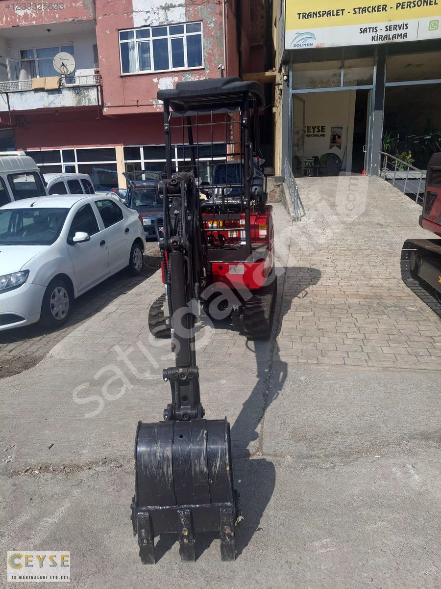 HIBOL XN20C LIGHT KUBOTA MOTORLU KAUÇUK PALET MİNİ KAZICI