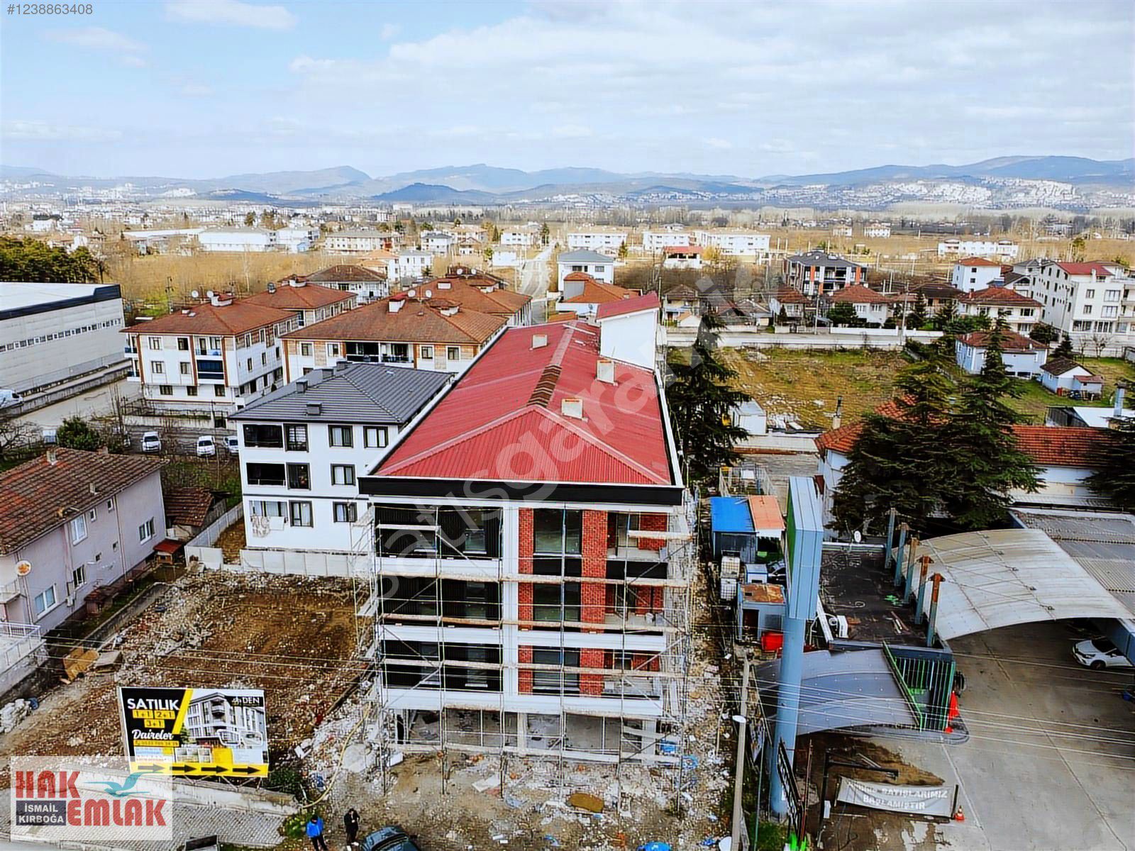 Hak Emlak'tan Cumhuriyet Mahallesinde Satılık 3+1 Daireler