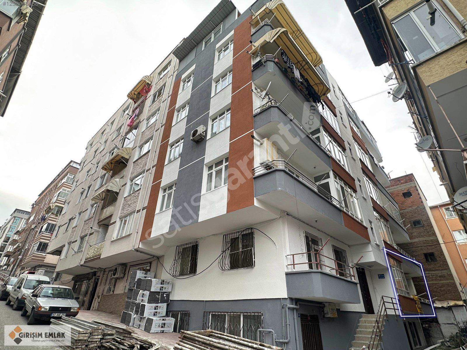 GÜRBÜZ CAMİİ KARŞI ARASI BALKONLU YALITIMLI DAİRE