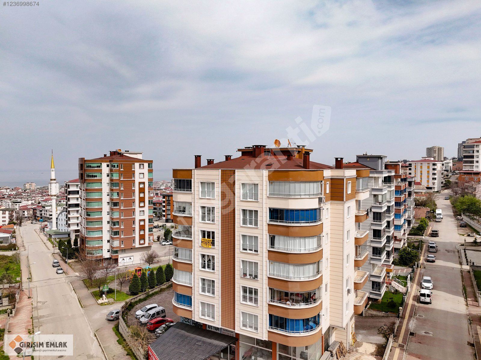 DENİZ MANZARALI ÖNÜ PARK GENİŞ 3+1 ÇINARALTI CAMİ YANI
