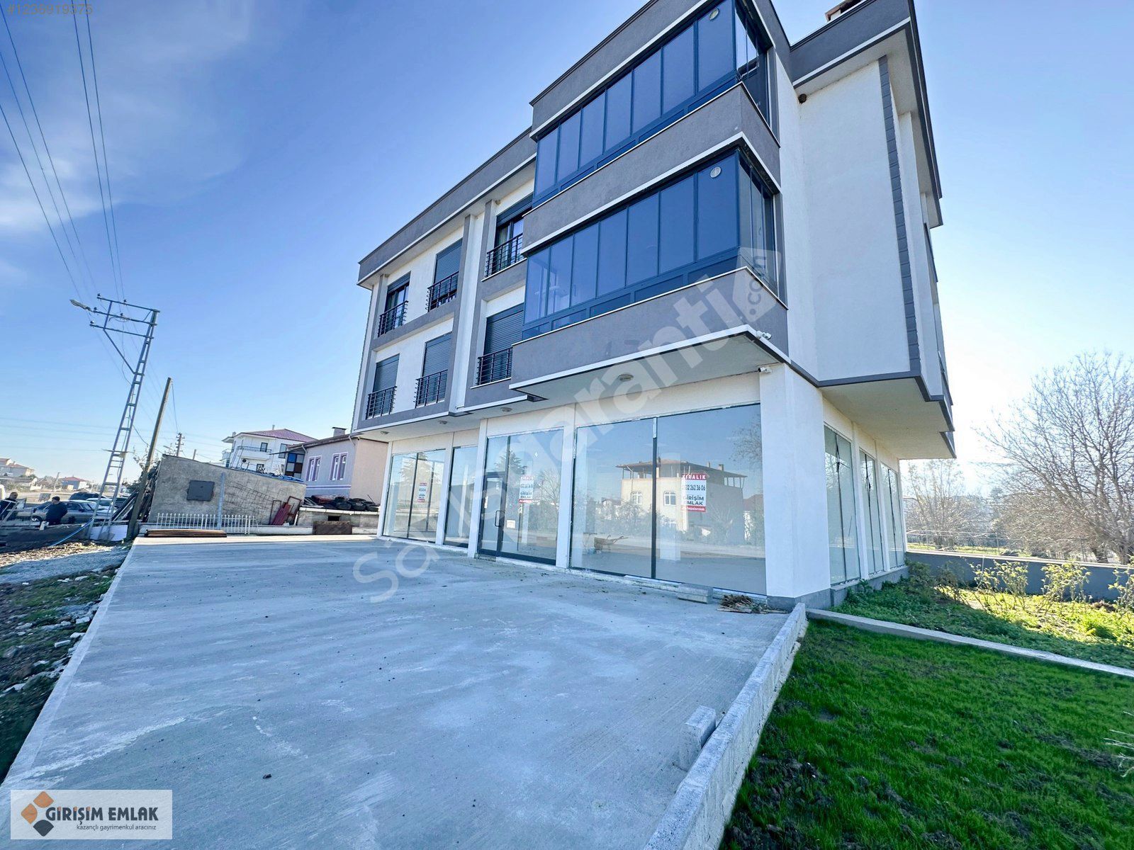 ÇATALÇAMDA BULVAR CEPHE 195 M ÖNÜ MÜSAİT KİRALIK