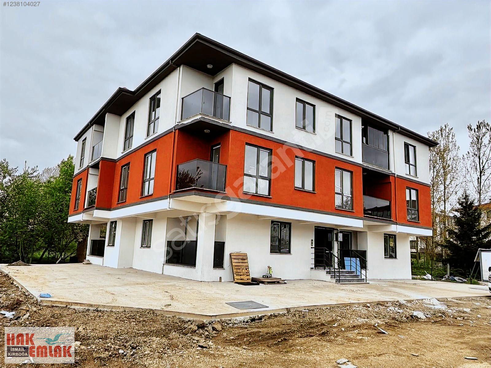 Hak Emlak'tan Koçyazı Mh'de Satılık Lüks 3+1 Daire