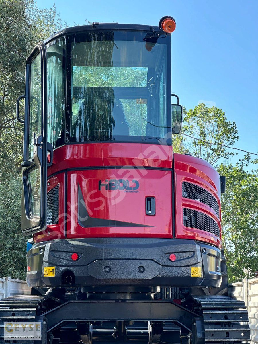 HIBOL XN35PRO 4 TON KUBOTA MOTORLU ÇELİK PALET MİNİ EKSKAVATÖR