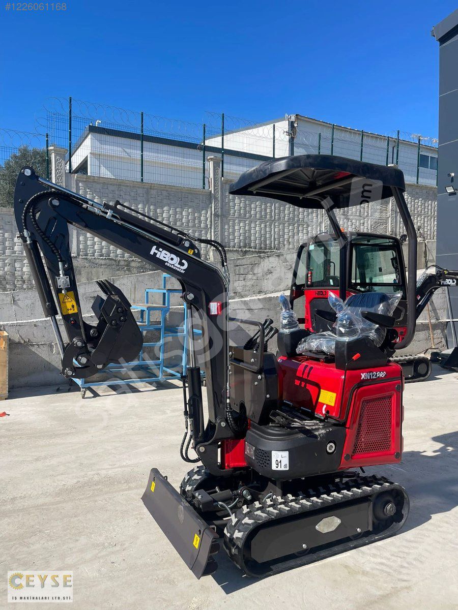 HIBOL KS12/9 1,2 TON KUBOTA MOTORLU MİNİ EKSKAVATÖR