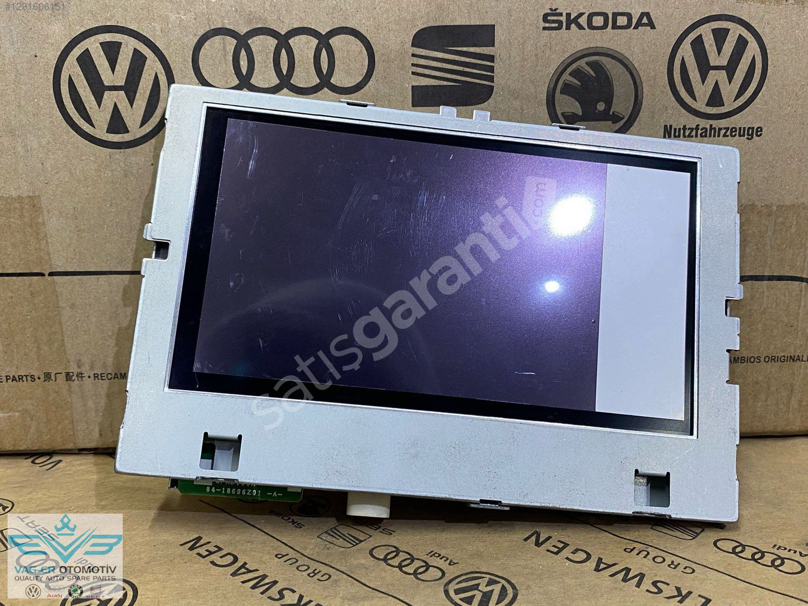 AUDİ Q3 2012-2018 MULTİMEDİA LCD EKRAN 8U0919603A