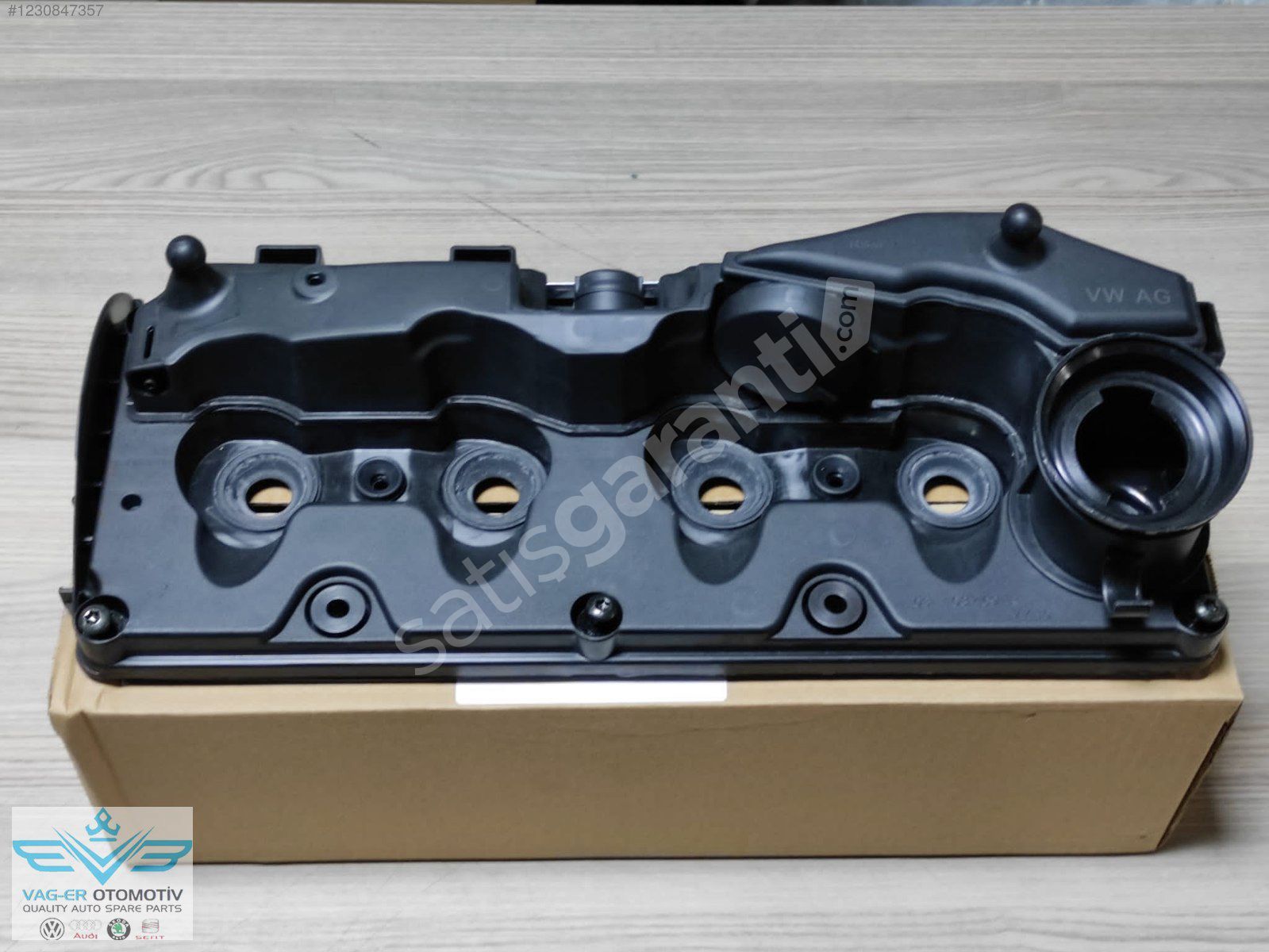 BEETLE CADDY CAY KÜLBÜTÖR SİBOP ÜST KAPAĞI 03L103469R 03L103469C