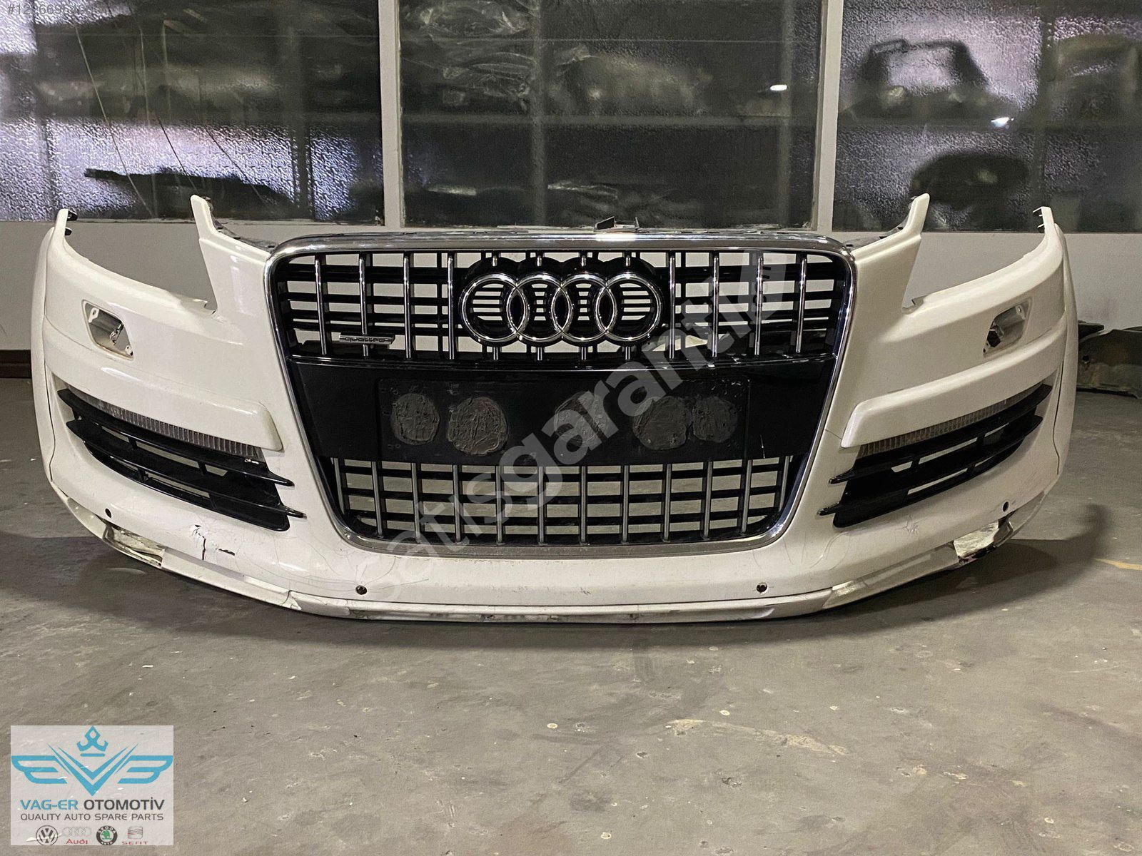 AUDİ Q7 2008 ÖN TAMPON KOMPLE S LİNE DOLU 4L0807437D BEYAZ