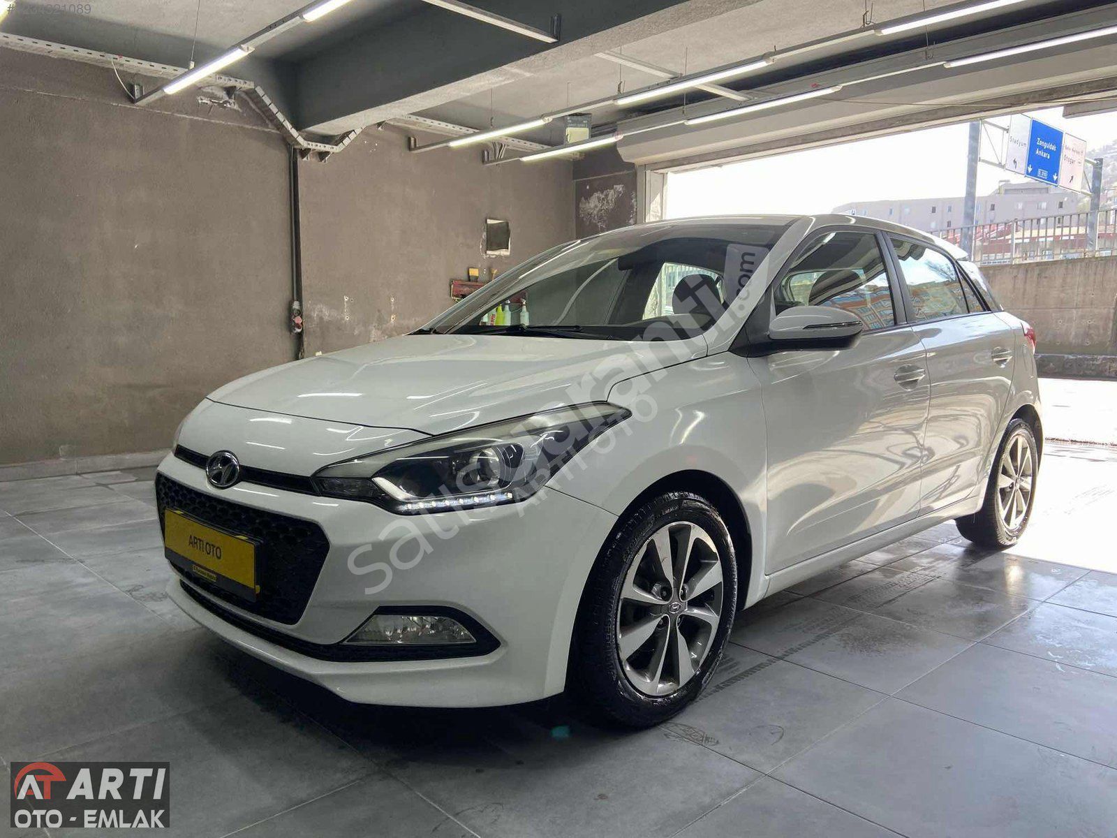 ARTI OTO dan OTOMATİK 118,500 KM HYUNDAİ İ.20