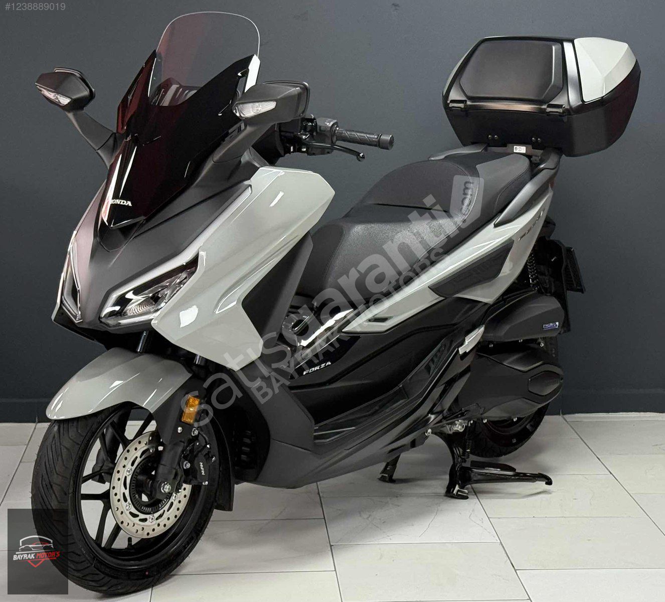 BAYRAK MOTORS HONDA FORZA 250 (NSS250) ÇANTALI