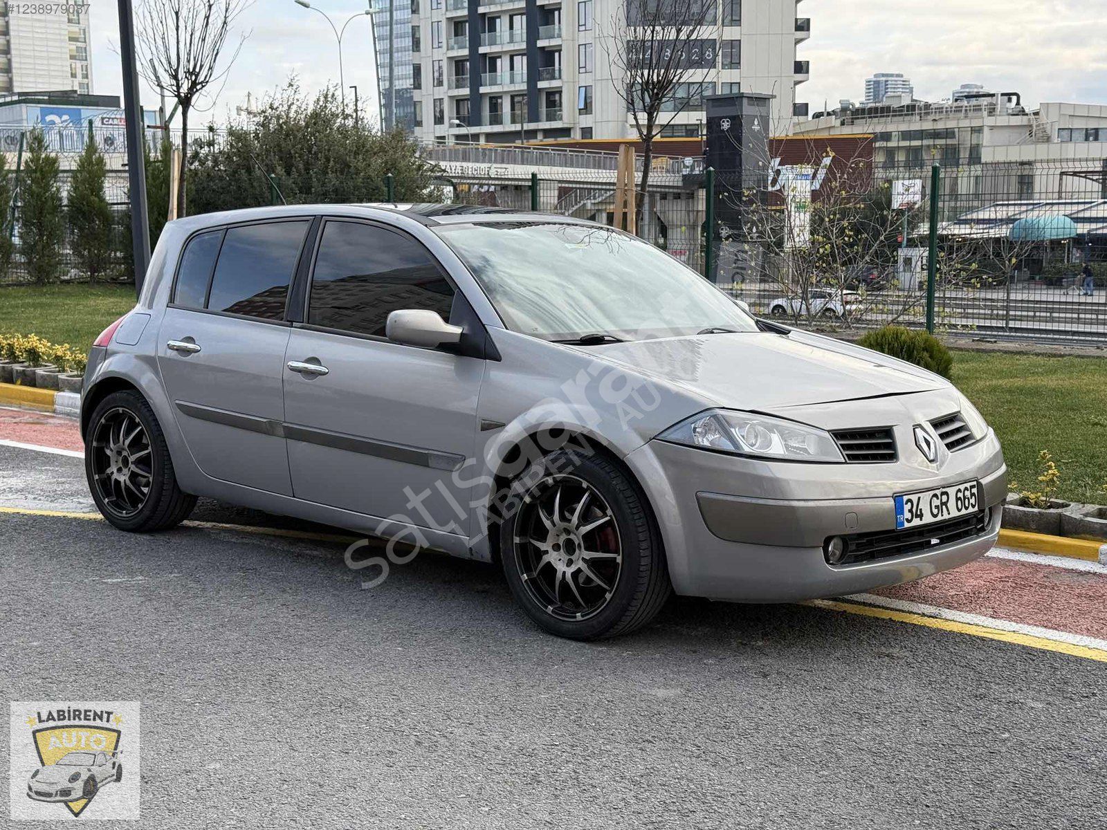 LABİRENT AUTO RENAULT MEGANE OTOMATİK CAM TAVAN