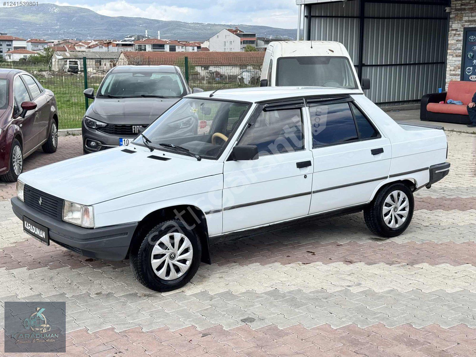 1996 RENAUL SPRİNG ÇOK TEMİZ ÇÜRÜKSÜZ MASRAFIZ KAZASIZ