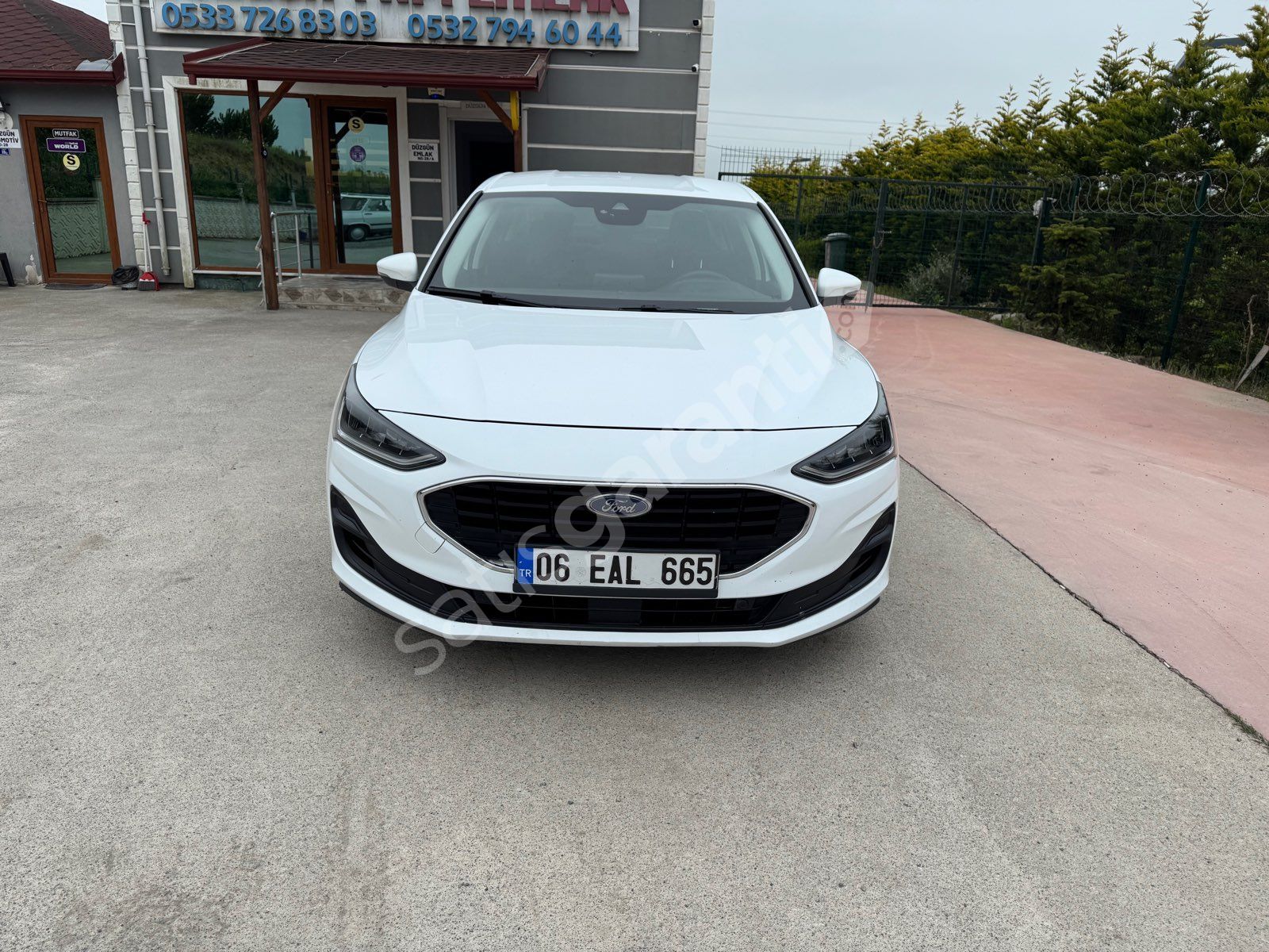 2023 model FORD  FOCUS DİZEL OTOMATİK VİTES SADECE 59.000 KM DE HATASIZ KUSURSUZ GARANTİSİ DEVAM EDİYOR