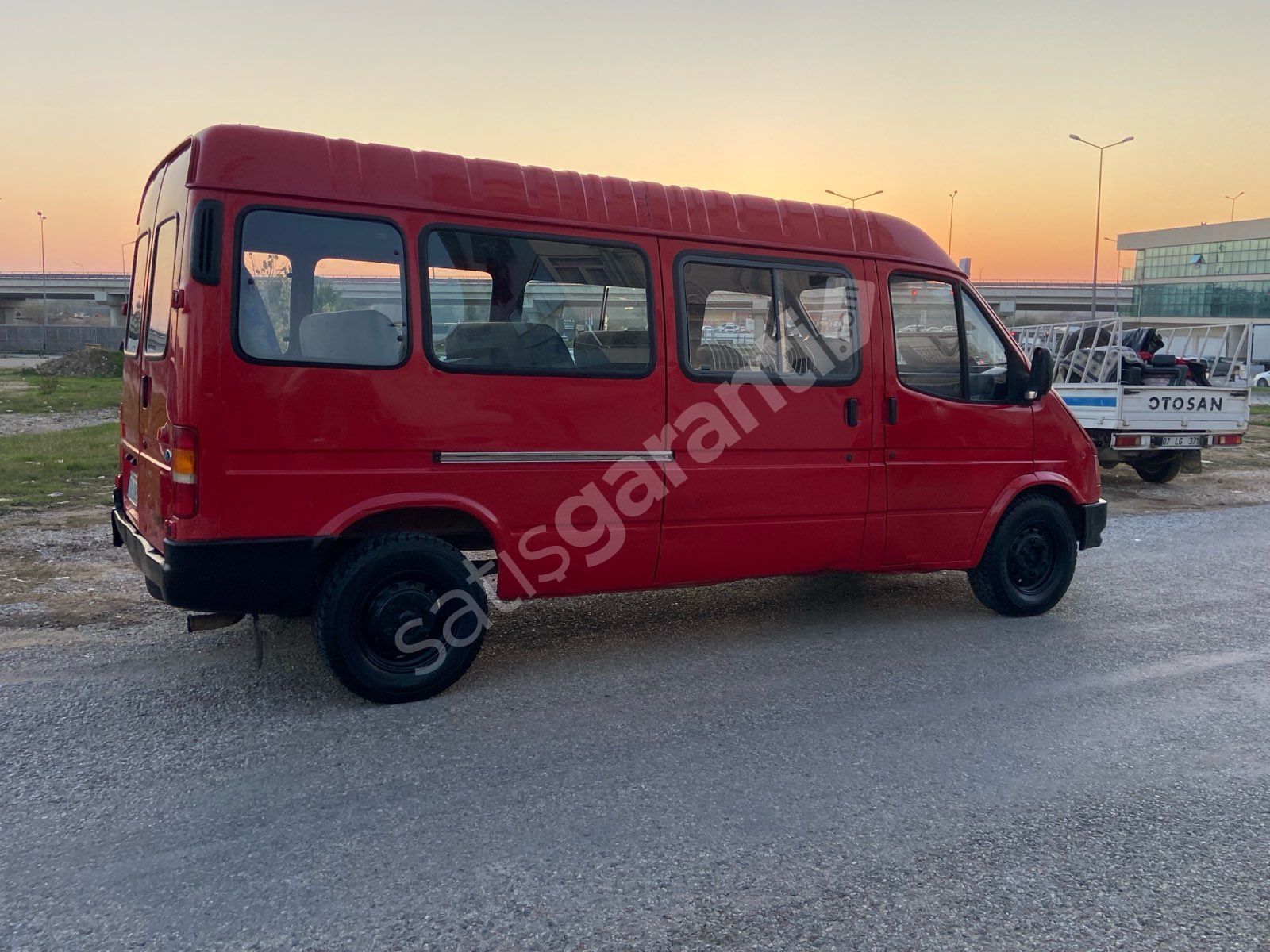 ŞİMALDE 1998 MODEL 15+1 UZUN ŞASE YÜKSEK TAVAN TRANSİT İLK ELDEN