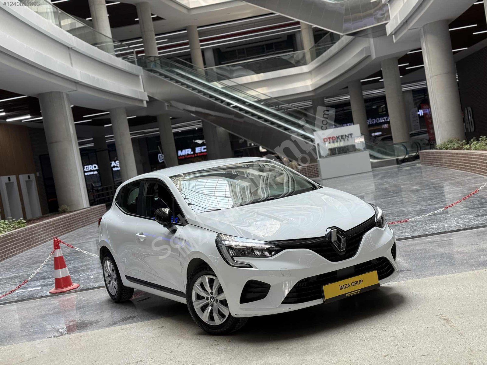 Hatasız Boyasız 2022 53.000 KM OTOMATİK Clio