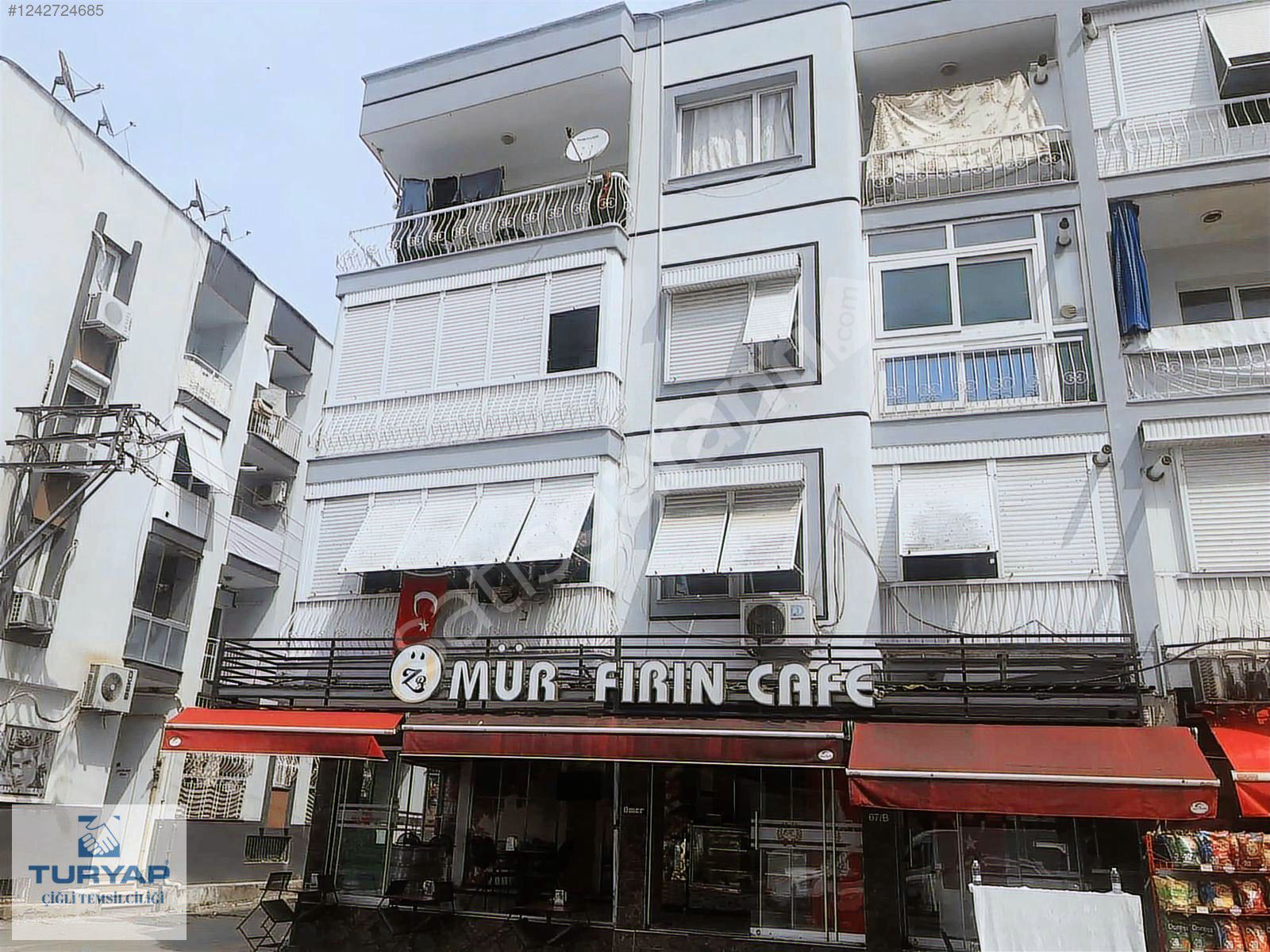 Ataşehir Mahalles'inde 3+1 Satılık Daire