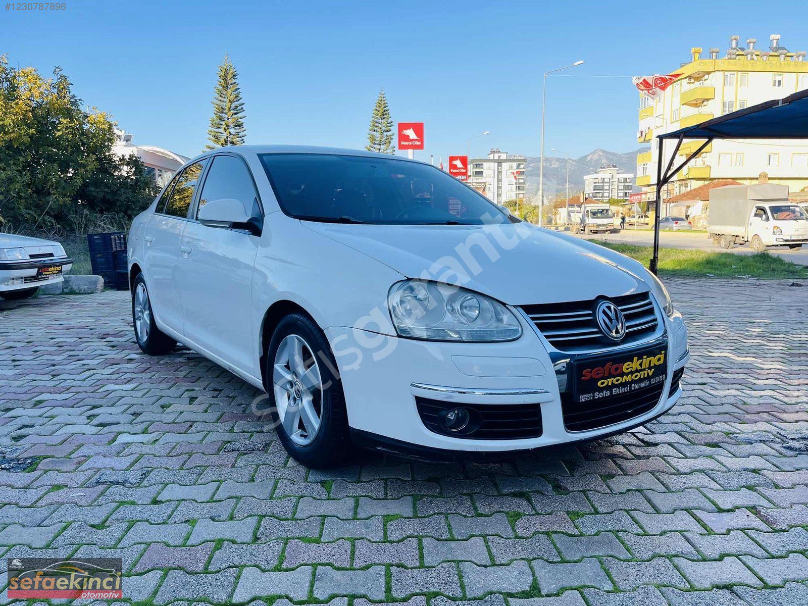 2009 KAZASIZ 1.6 OTOMATİK VİTES TÜM KARTLARA 12 TAKSİT İMKANI