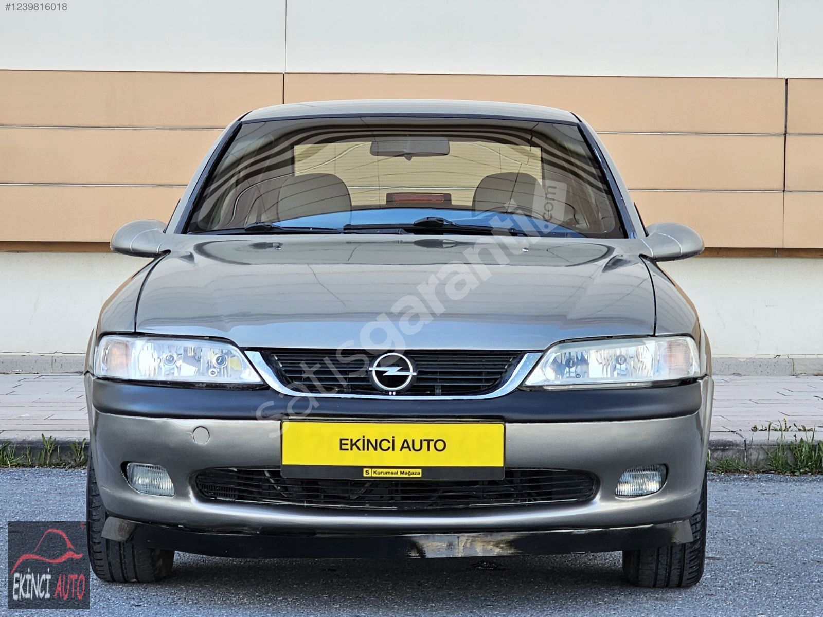 EKİNCİ AUTODAN 1997 VECTRA 2.0 GLS KLMA K.K 12 TKSİT İMKNI