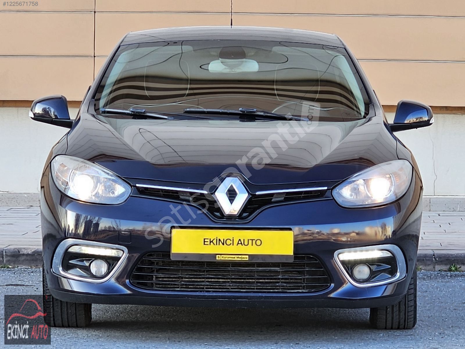 EKİNCİ AUTODAN 2014 FLUANCE 1.5 DCI K.K 12 AY TAKSİT İMKNI