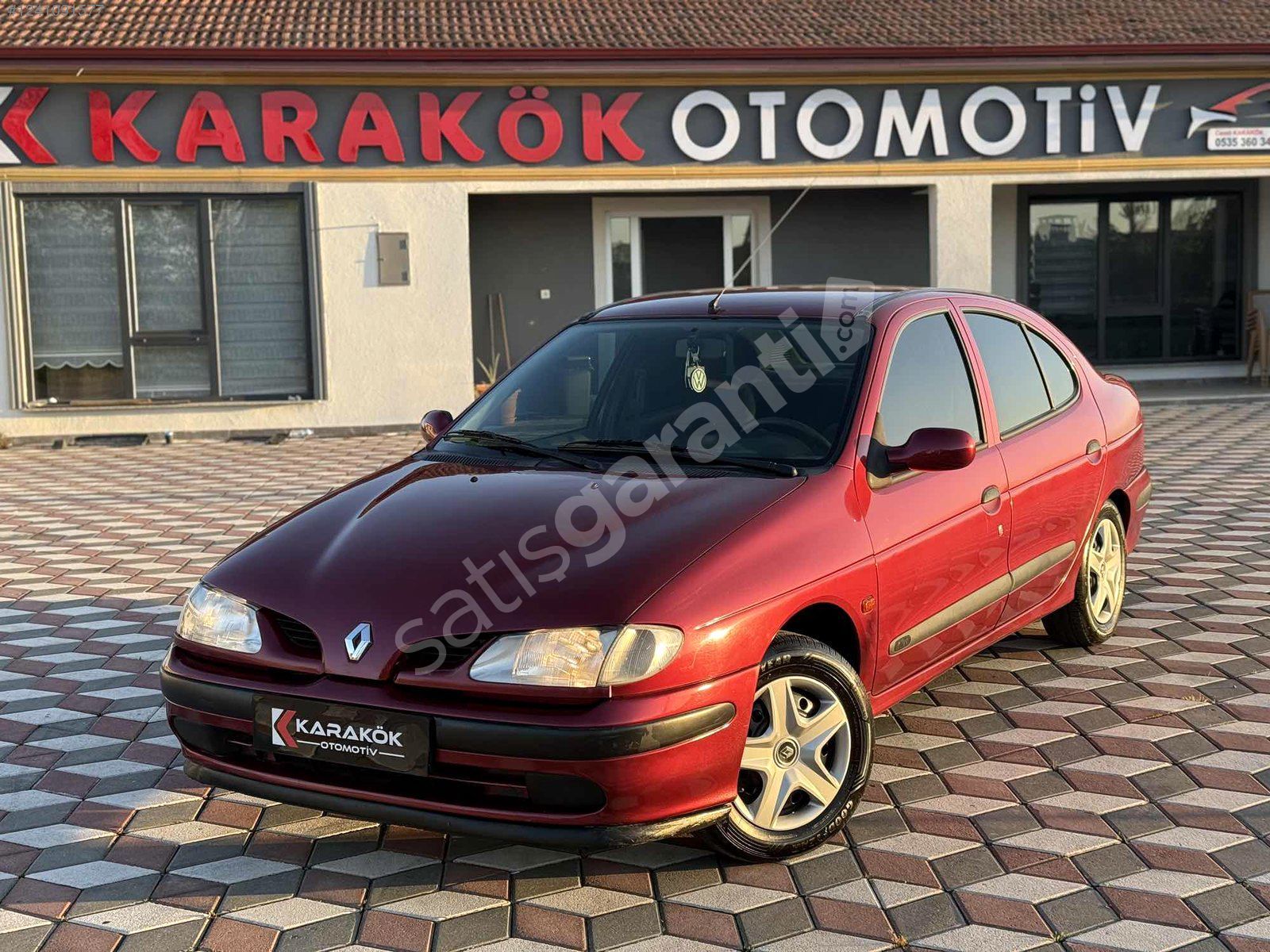 -KARAKÖK- HATASIZ DEĞİŞENSİZ KLİMALI 1.6 MEGANE