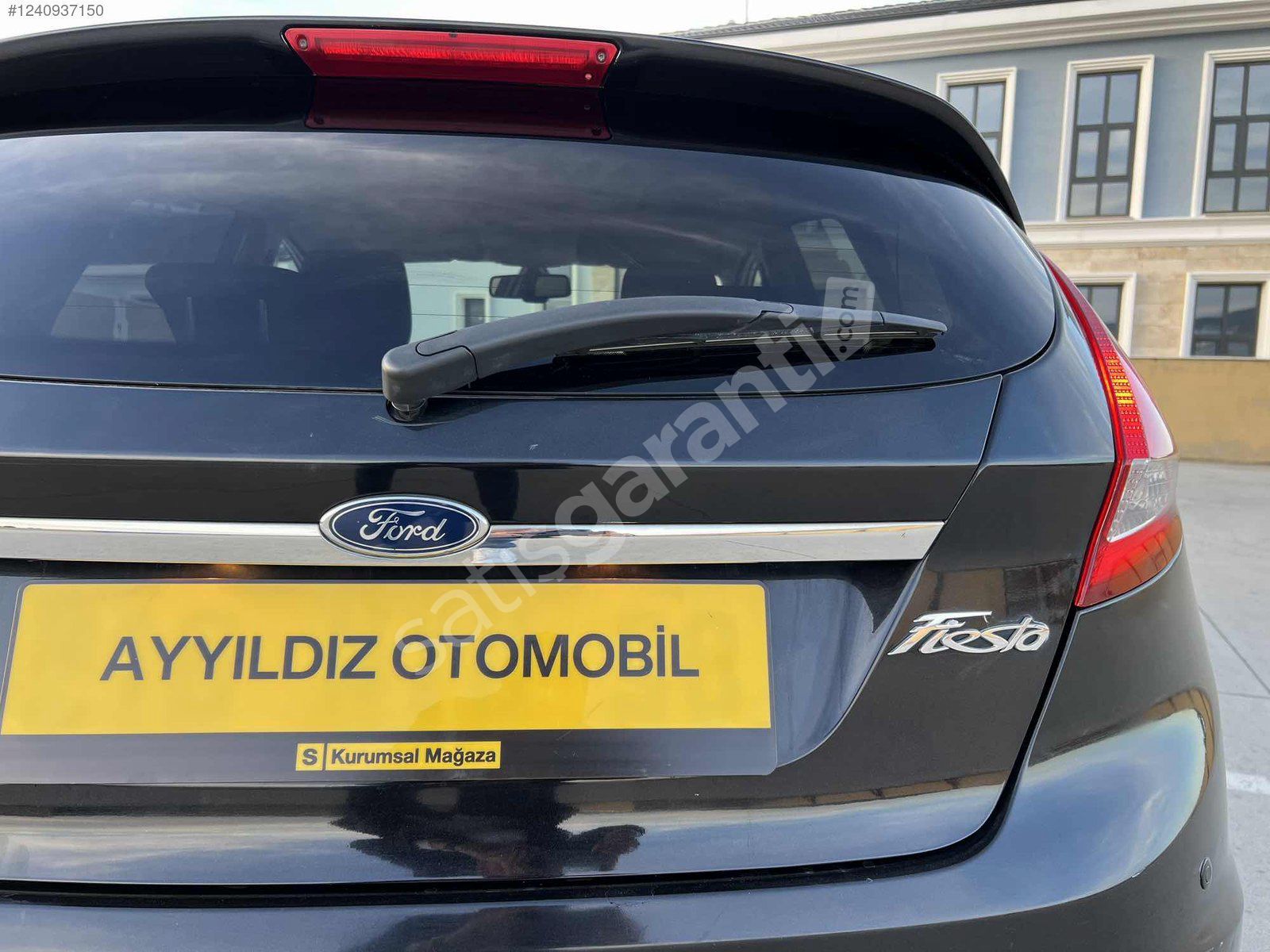 Ford fiesta1.4 benzin otomatik (Otomobilden)