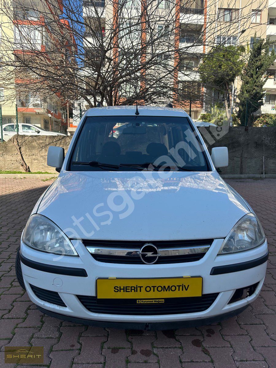 SHERİT'TEN EMSALSİZ OPEL COMBO 2008 1.3 CDTI CITY PLUS