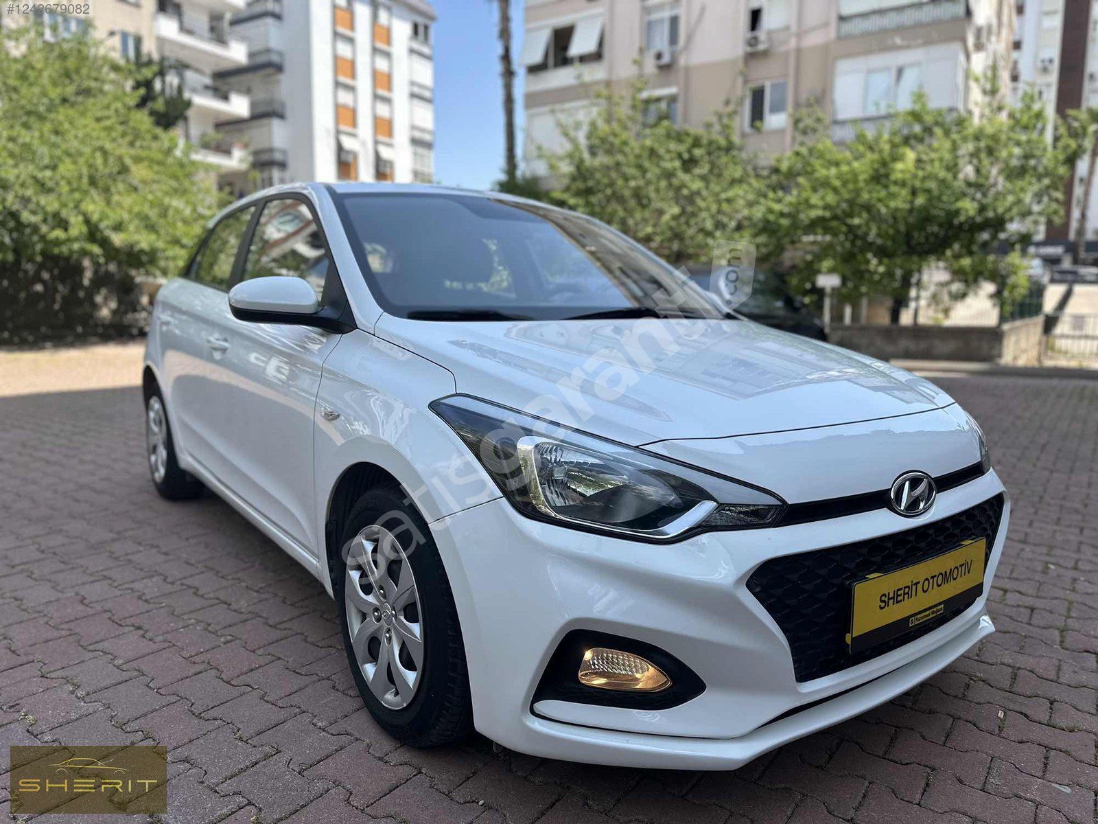 SHERİT'TEN OTOMATİK BOYASIZ HATASIZ HYUNDAİ İ20 1.4 MPI JUMP
