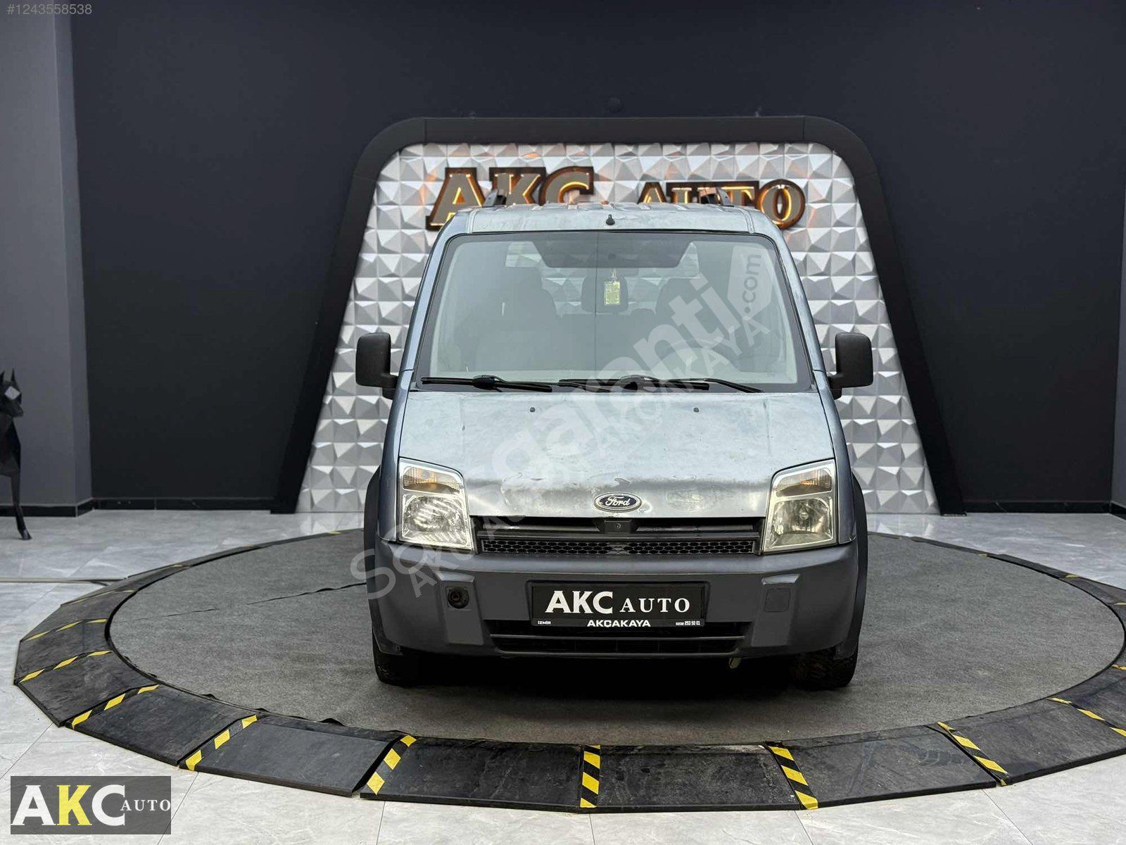 'Kredi Kart 12 Taksit' 'AKC AUTO' Ford Connect 1.8