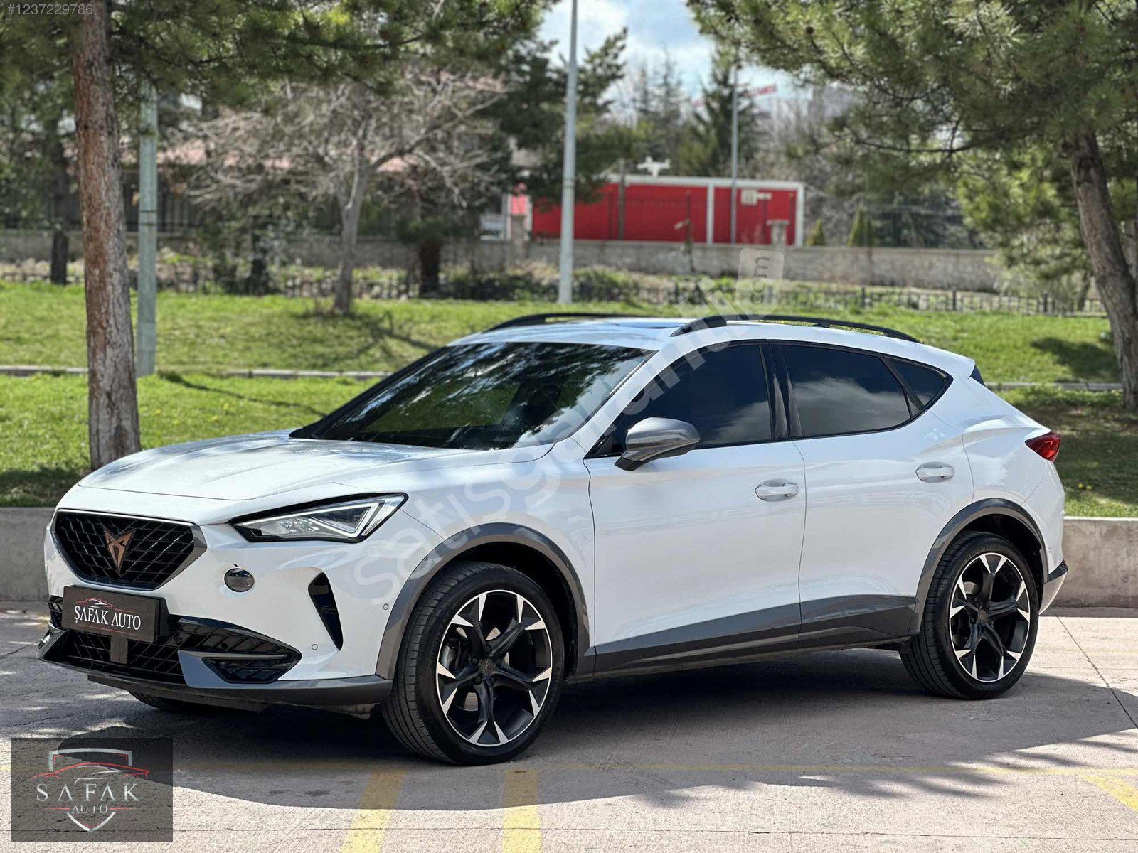 ŞAFAK AUTO'DAN HATASIZ BOYASIZ 13 BİN KM'DE BUCKET/HAFIZA KOLTUK