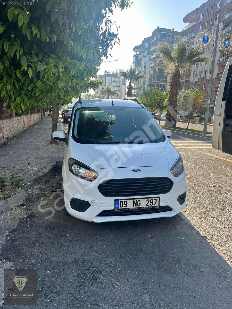 TÜRELİ den Ford Tourneo Courier1.5 TDCi Trend