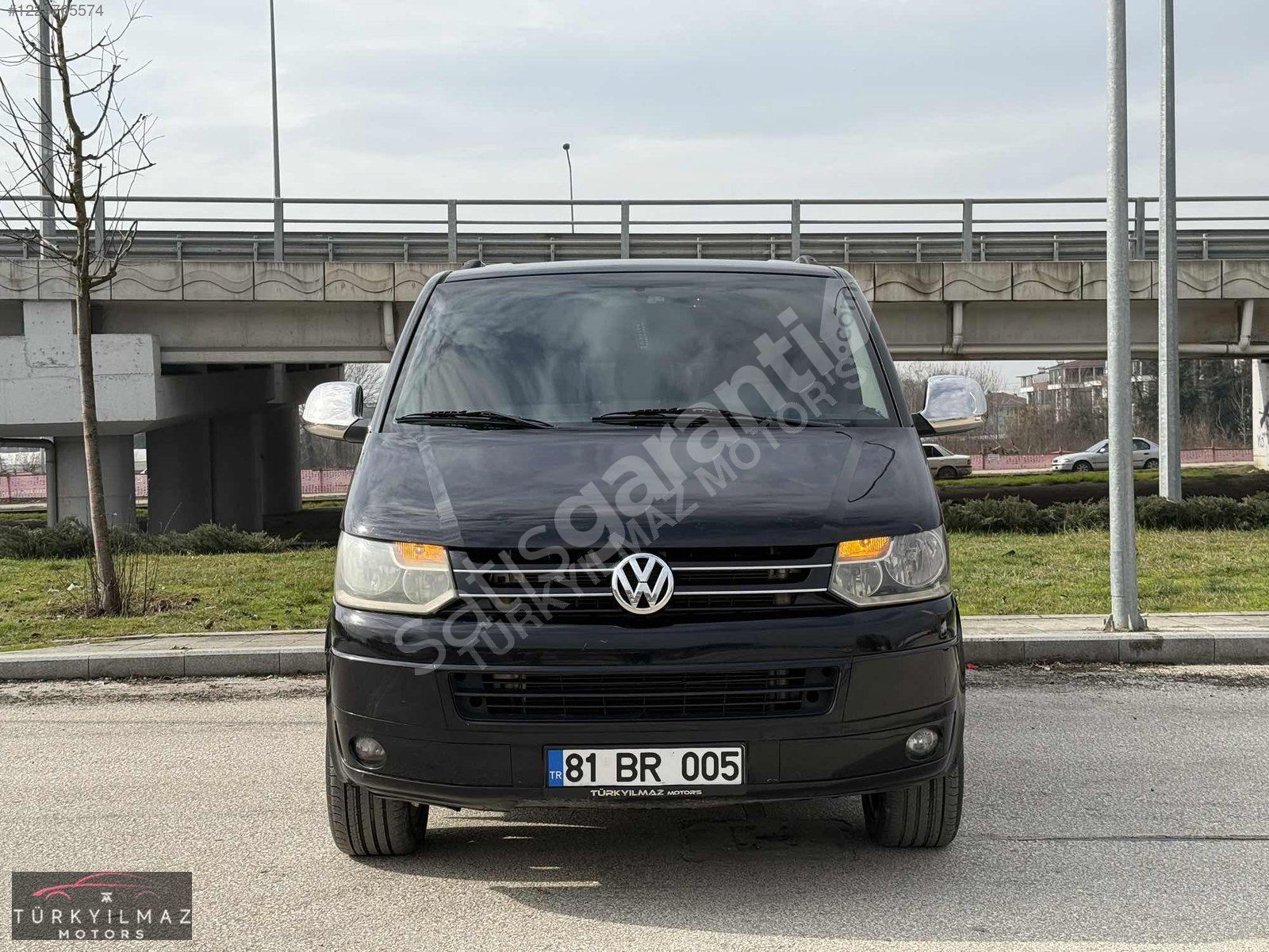 TÜRKYILMAZ'dan 8+1 OTOMOBİL RUHSATLI CARAVELLE