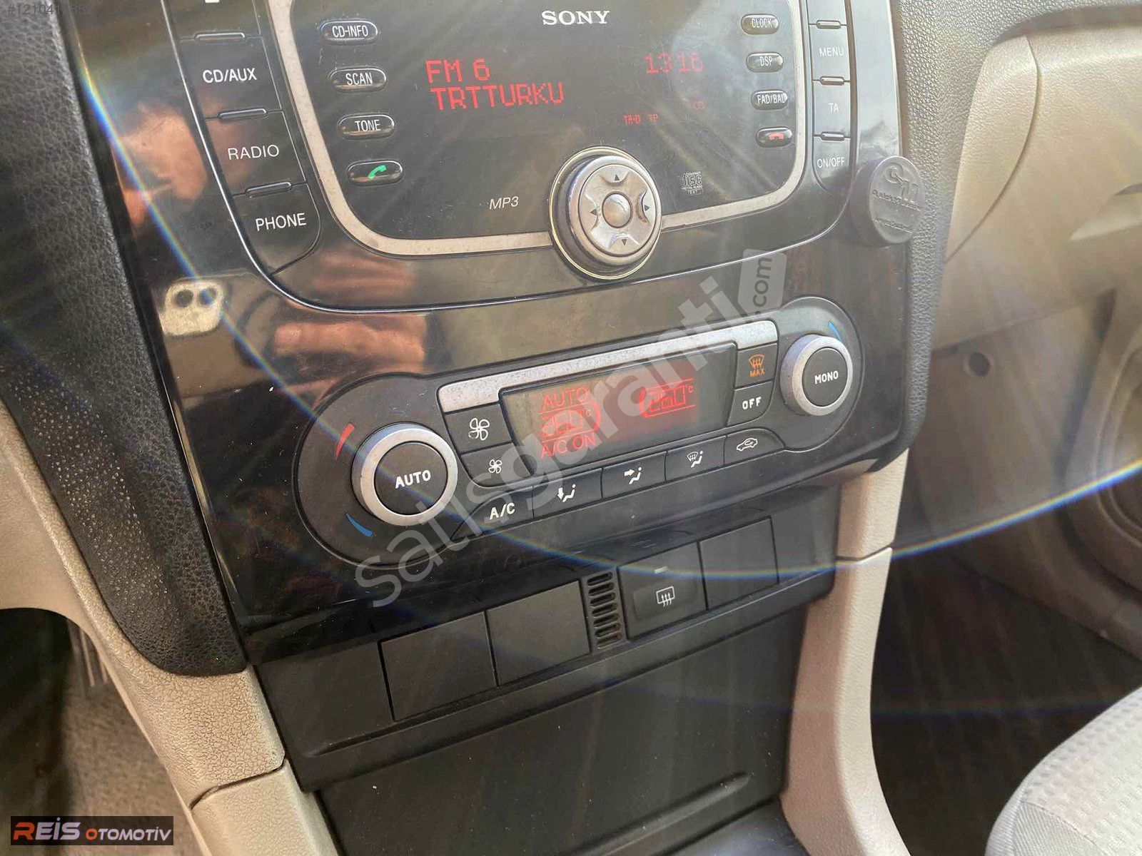 REİS AUTO'DAN EMSALSİZ FORD FOCUS GHIA DOLULAR DOLUSU