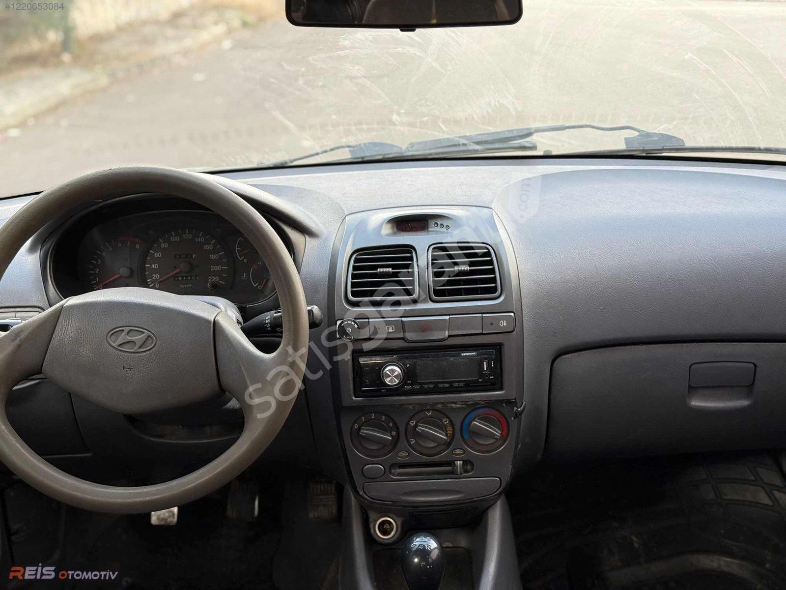 REİS AUTO DAN EMSALSİZ HYUNDAI ACCENT