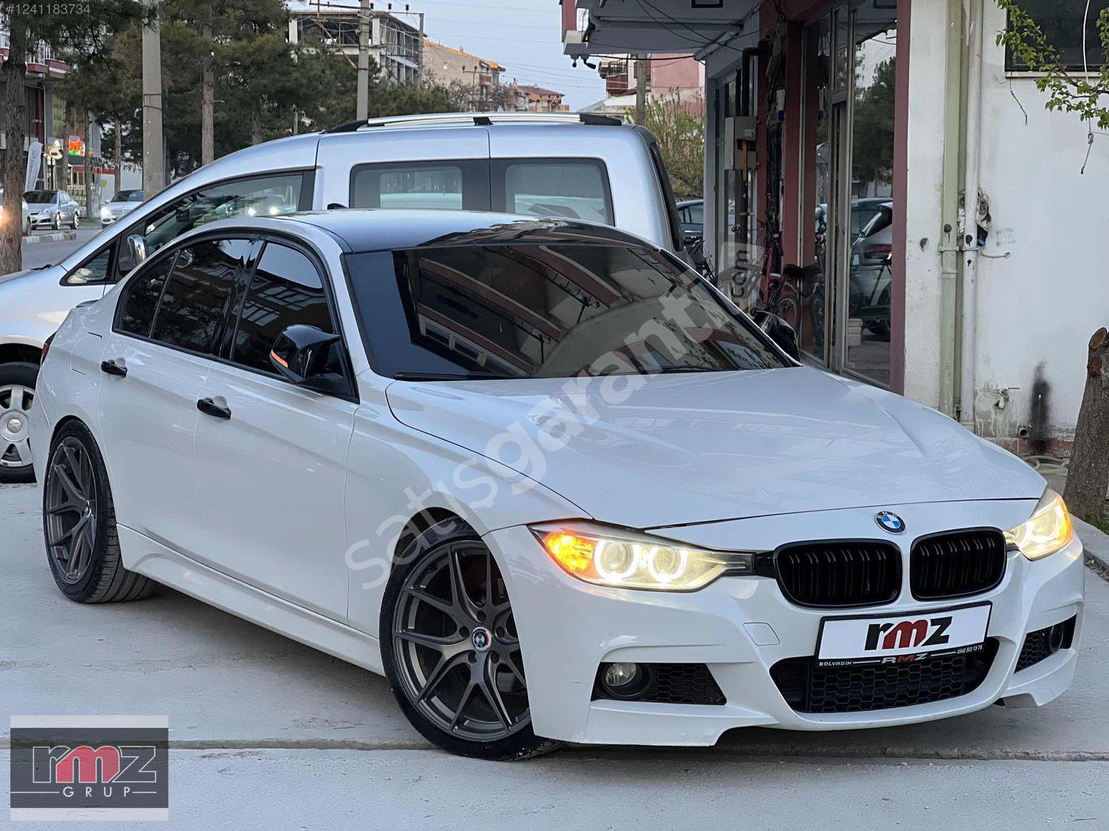-RMZ'DEN 2014 BMW 3.16İ M GÖRÜNÜM HATASIZ&BOYASIZ 160.000'DE