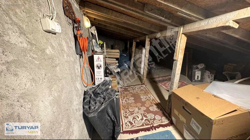 YAKUPLU'DA 4+2 HARİKA TERASLI NET 200 MKARE