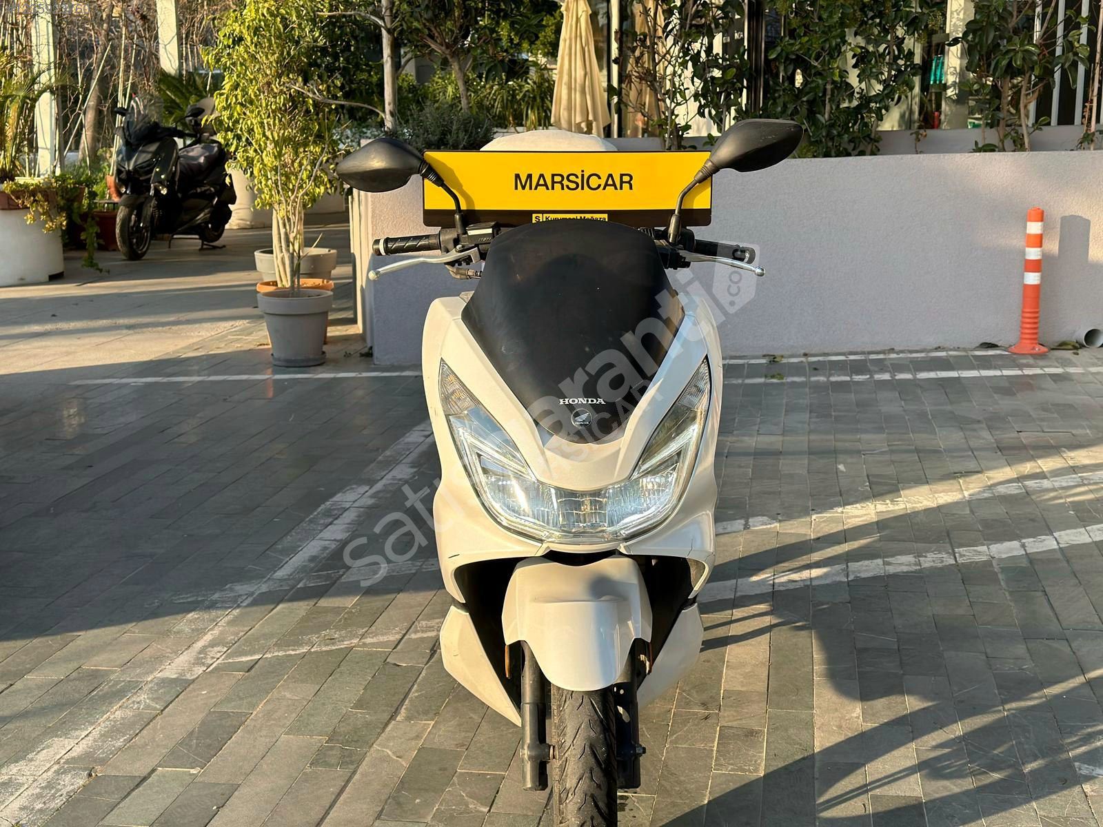 MARSİCAR'dan 2015 Model Honda PCX 150cc